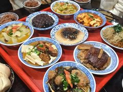 -蓝田九大碗民俗食府(蓝田店)