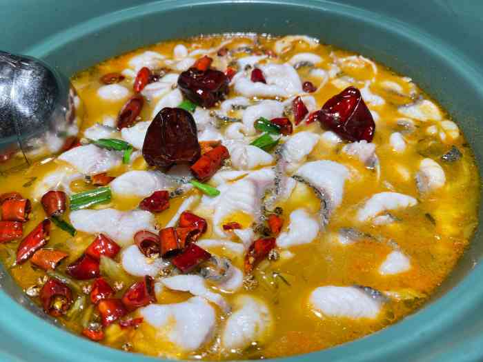 望蓉城·古法酸菜鱼(中央商场店)