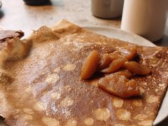 慢炖盐焦糖苹果可丽饼-RAC BAR(安福路店)