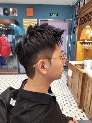 -贝勒爷专业男发