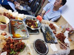 -郑记•不夜城烧烤•龙虾•虾蟹(黄鹤楼店)