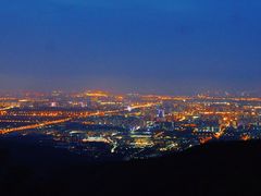 -鬼笑石后山停车场