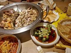 -小鱼小牛·鱼牛干锅·脆鱼火锅(世欧广场店)