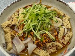 -汗腾格里·风味餐厅(新疆驻京办店)