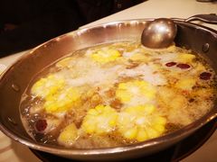 -一席地·本地鸡窝·杭帮鸡火锅(萧山银隆百货店)