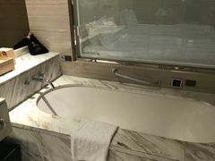 -上海中航虹桥机场泊悦酒店