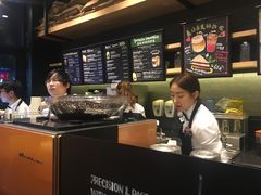 -星巴克臻选(宁波世纪东方广场店)