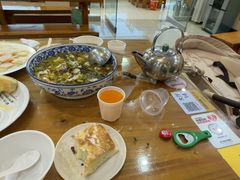 -美顺香食府鱼头老店(雪野湖店)