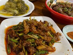 -朱大嘴肥肠血旺(福字街店)