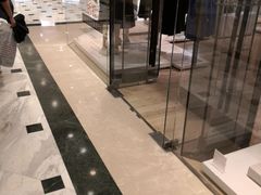-COS(月星环球港店)