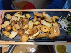 -一朵菌·野生菌探索家火锅(南亚店)