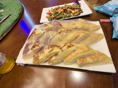 -老码头黑皮肘子锅包肉熏酱水饺(文政街店)