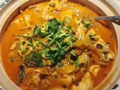 -魏铭鱼头捞饭(晋阳路店)