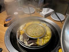 -锅老头海鲜铁锅炖