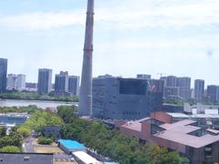 -上海当代艺术博物馆-地面停车场
