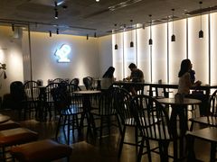 大堂-喜茶(中山利和新地店)