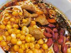 -麻婆婆白家肥肠粉(海岸城店)