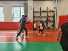 -悦动体能篮球羽毛球网球(三里河店)