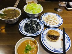 -老爆肚满五香烧牛羊肉