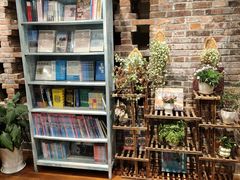 -猫的天空之城概念书店(景德镇陶溪川店)