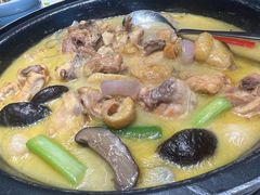 香菇滑鸡煲-富淳饭店(陆家嘴保利广场店)
