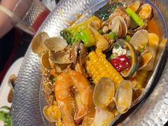 -辣尚瘾·烤鱼·新川菜(牡丹园直营店)