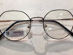 -Trend1881视光·蔡司视觉(领展广场店)