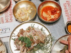 -草家酱蟹炭火烤肉店(珲春南路二店)