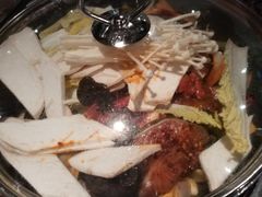 -猪啊牛呀羊啊铜盘烤肉(正大广场店)