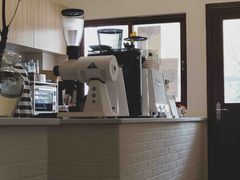 -SAFARI COFFEE