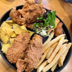 -玩元素·家庭游乐成长中心(香格里拉店)