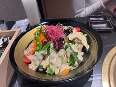 -山川小町·极番烧肉(新地假日广场店)