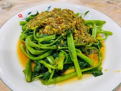 剁椒藤菜-洪霞餐馆