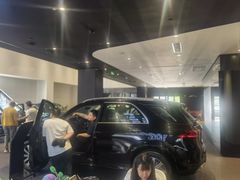 -奔驰波士福达(石景山店)