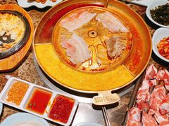 -猪啊牛呀羊啊铜盘烤肉(正大广场店)