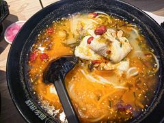 -苗乡米线(建军路店)