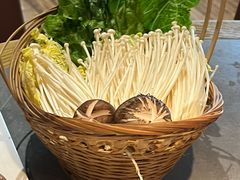 -同仁四季椰子鸡(海岸城天利店)
