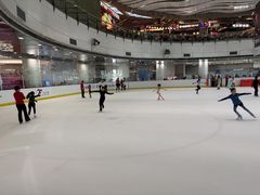 -冰纷万象滑冰场(沈阳万象城店)