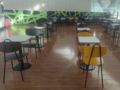-麦当劳(鄂尔多斯机场店)