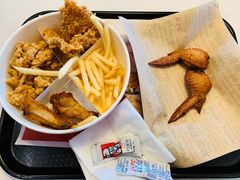 -肯德基(洛川店)