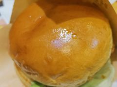鸡腿堡-魏家凉皮(中央广场店)