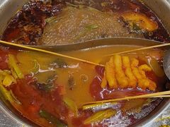 -黔哆哆地摊酸汤火锅(清湖店)