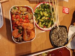 -华府九号海鲜烧烤大排档(龙域店)