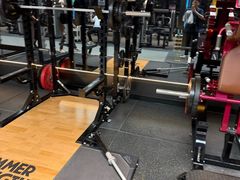 -金摩尔健身游泳(万象城鼎丰大厦店)