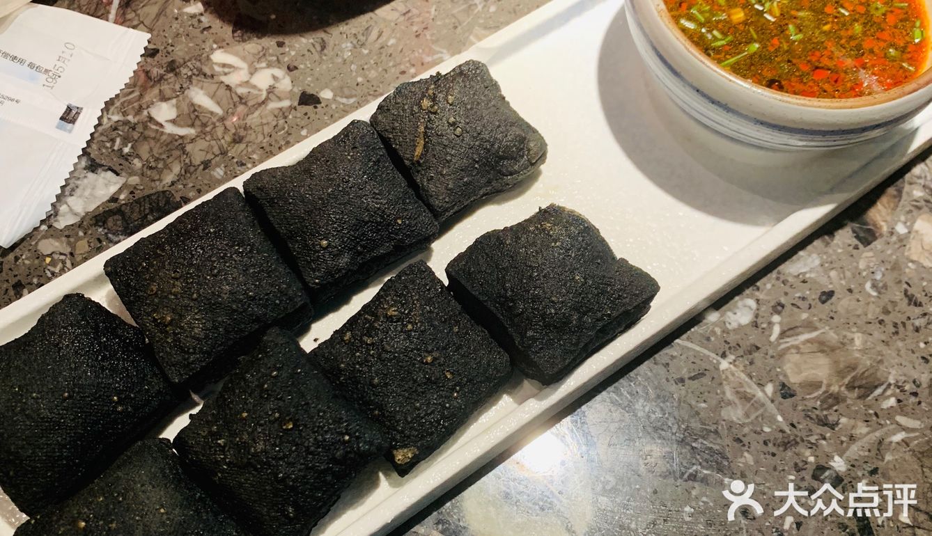 不在徐家汇中心 步行大概20min不到