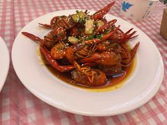 -捌贰虾蟹·江湖菜馆(江汉路店)