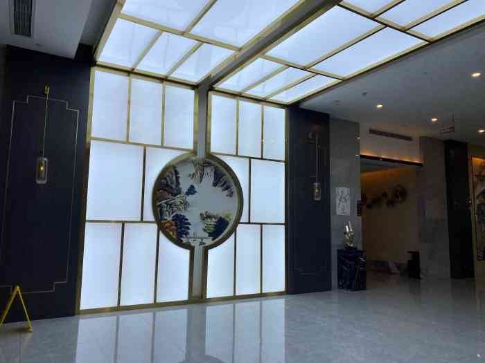 朗豪大饭店南滨路·宴会厅"前几天在郎豪参加了一个宴席,说说感受吧.