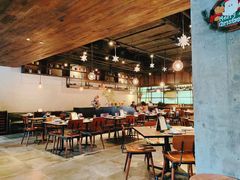 大堂-Carbon莫卡哆·意大利复古集市餐厅(杭州大厦店)