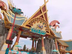 -七彩云南欢乐世界