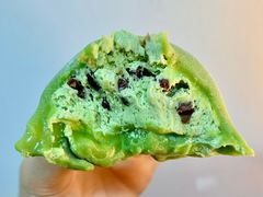 -蜜蜂小象·榴莲千层蛋糕(时代汇11栋店)